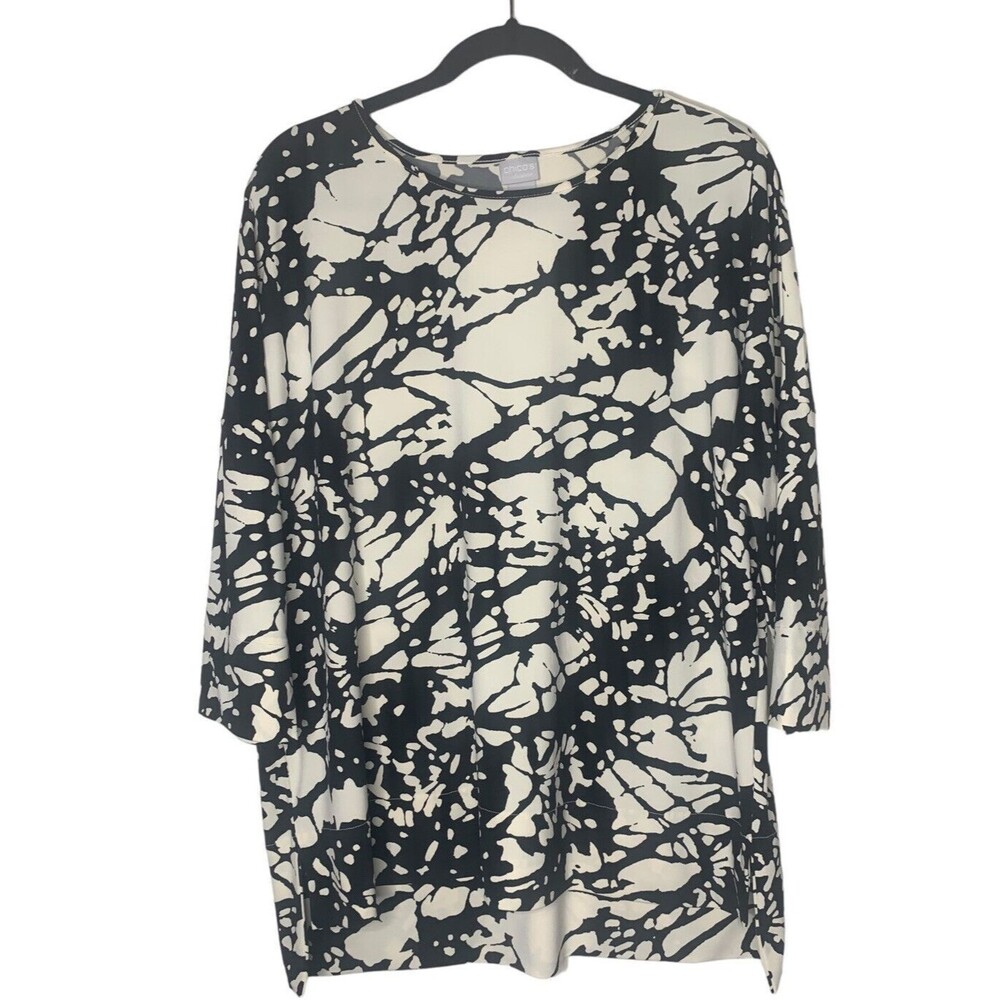 CHICOS TRAVELERS Womens Sz S Oversized Wrinkle Free Animal Print Top